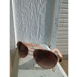 Juicy Couture Sun Glasses